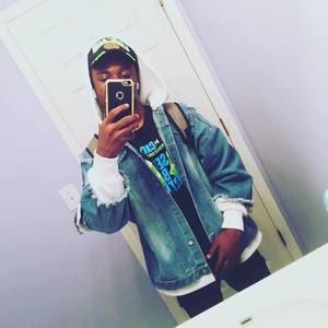 Meet your Posher, Emmanuel